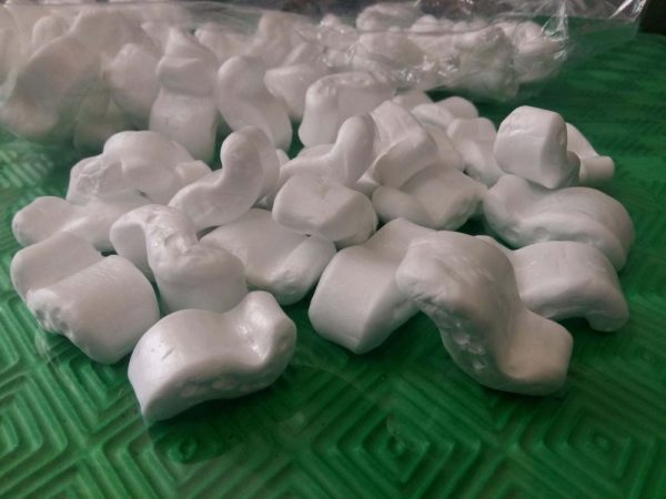 Hạt xốp chống va đập: bảo vệ hàng hóa khi vận chuyển